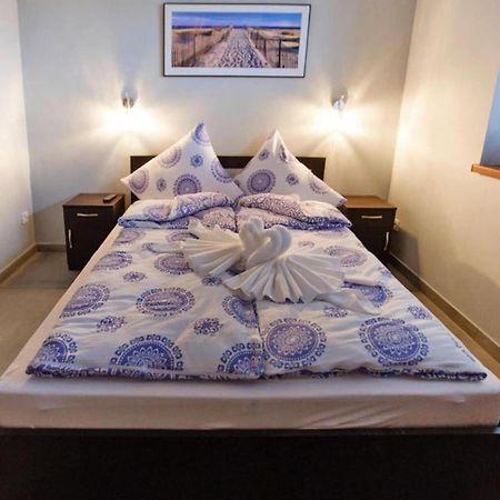 Comfortable Premium Class Apartment Shared Swimming Pool Gaski المظهر الخارجي الصورة